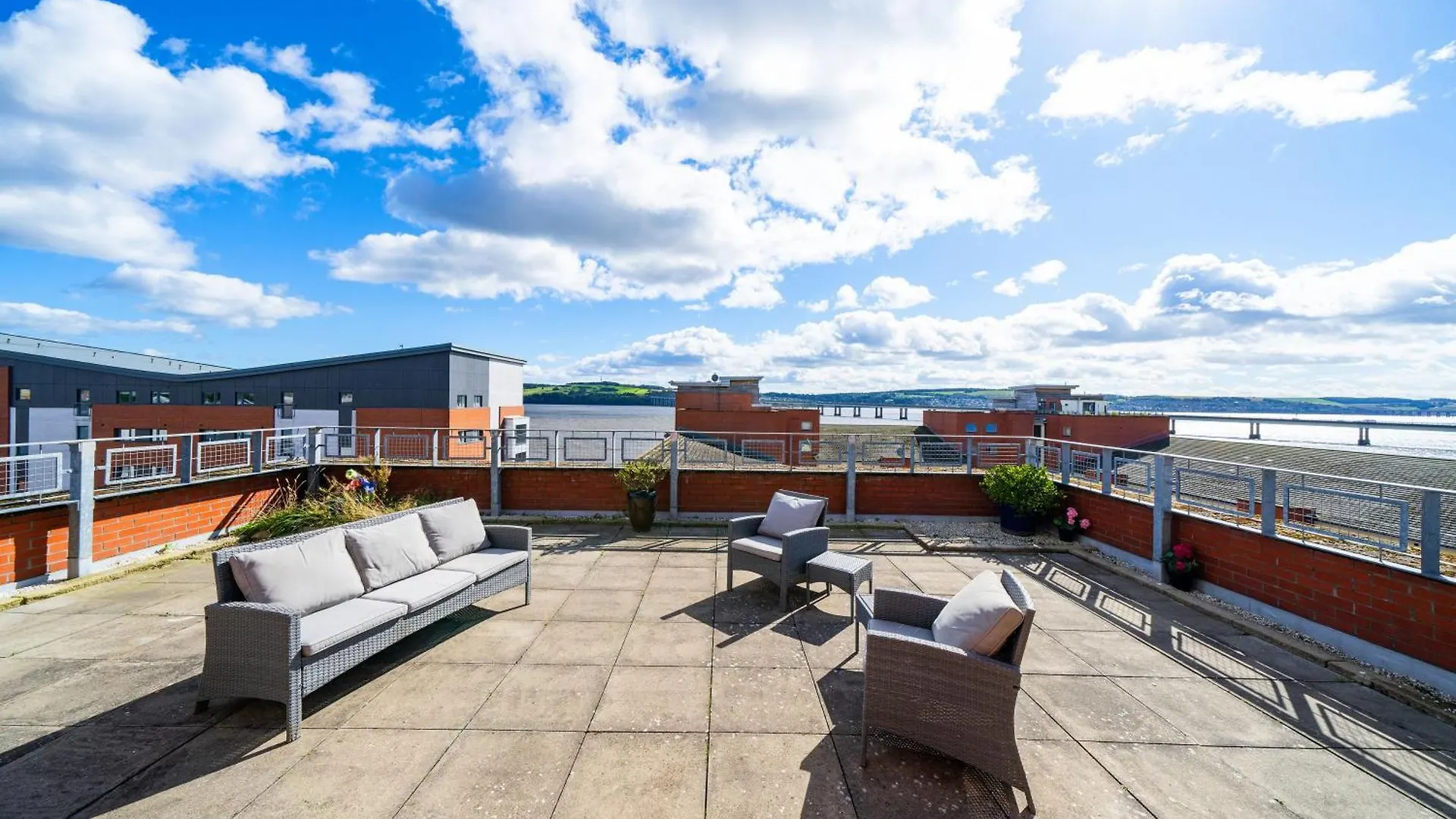 Twin Bridges Apartment Dundee 0*,  United Kingdom