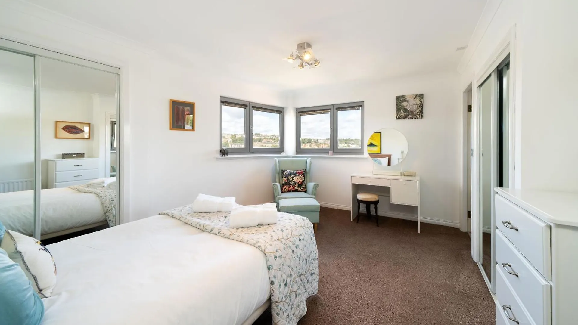 Twin Bridges Apartment Dundee