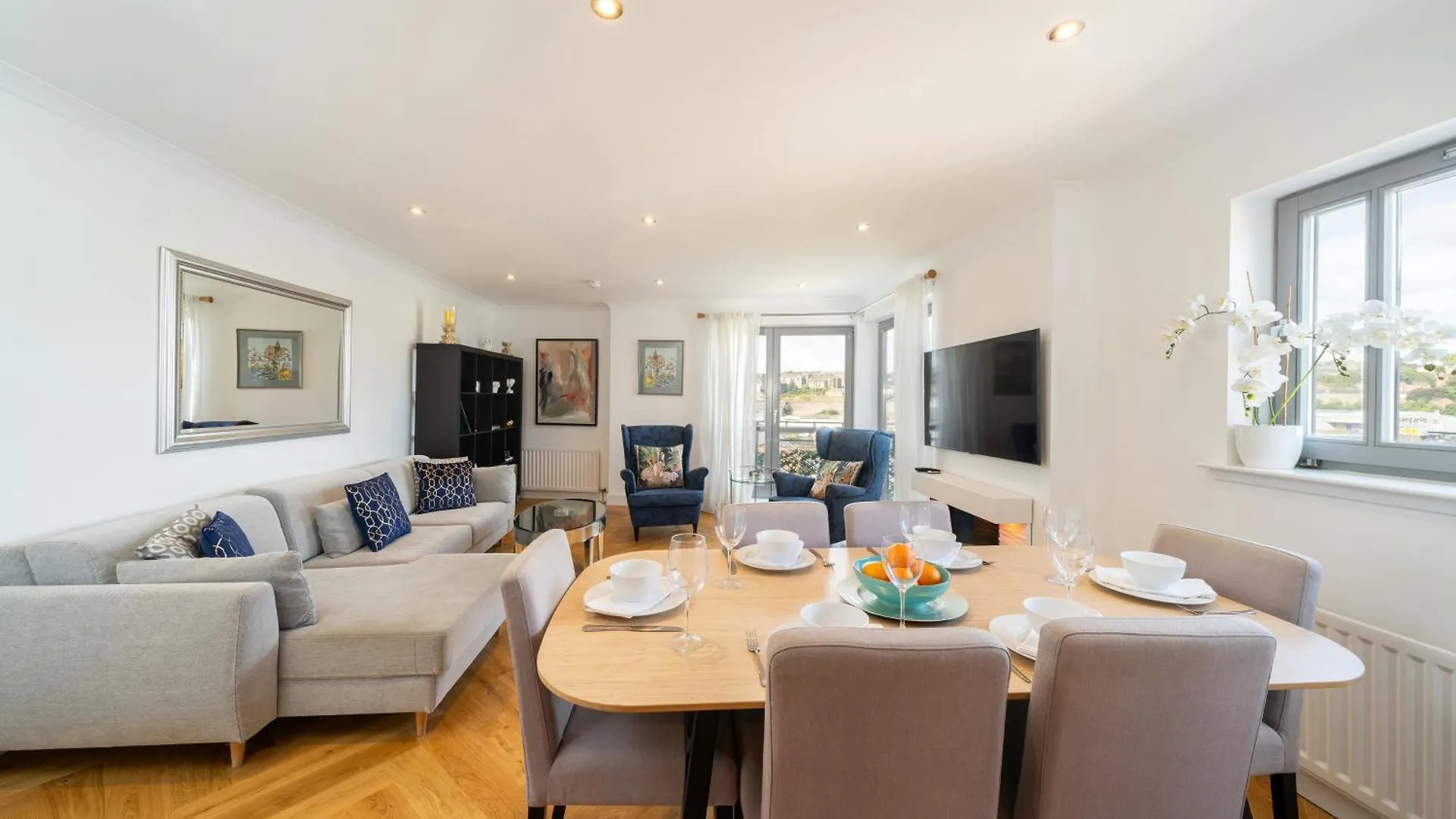 Twin Bridges Apartment Dundee
