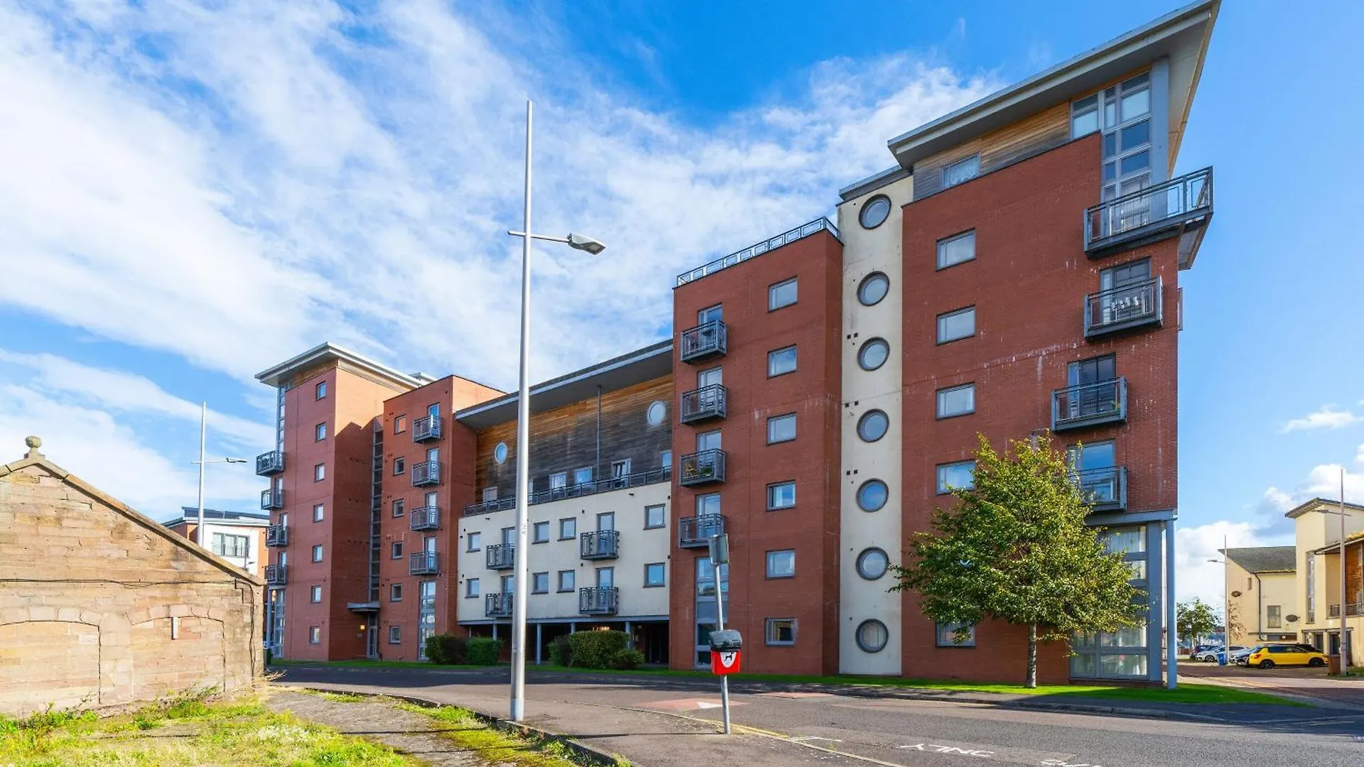Twin Bridges Apartment Dundee